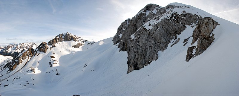 09 03365 Panoramica dal Passo Gabbia - Corna Piana - Mandrone.jpg